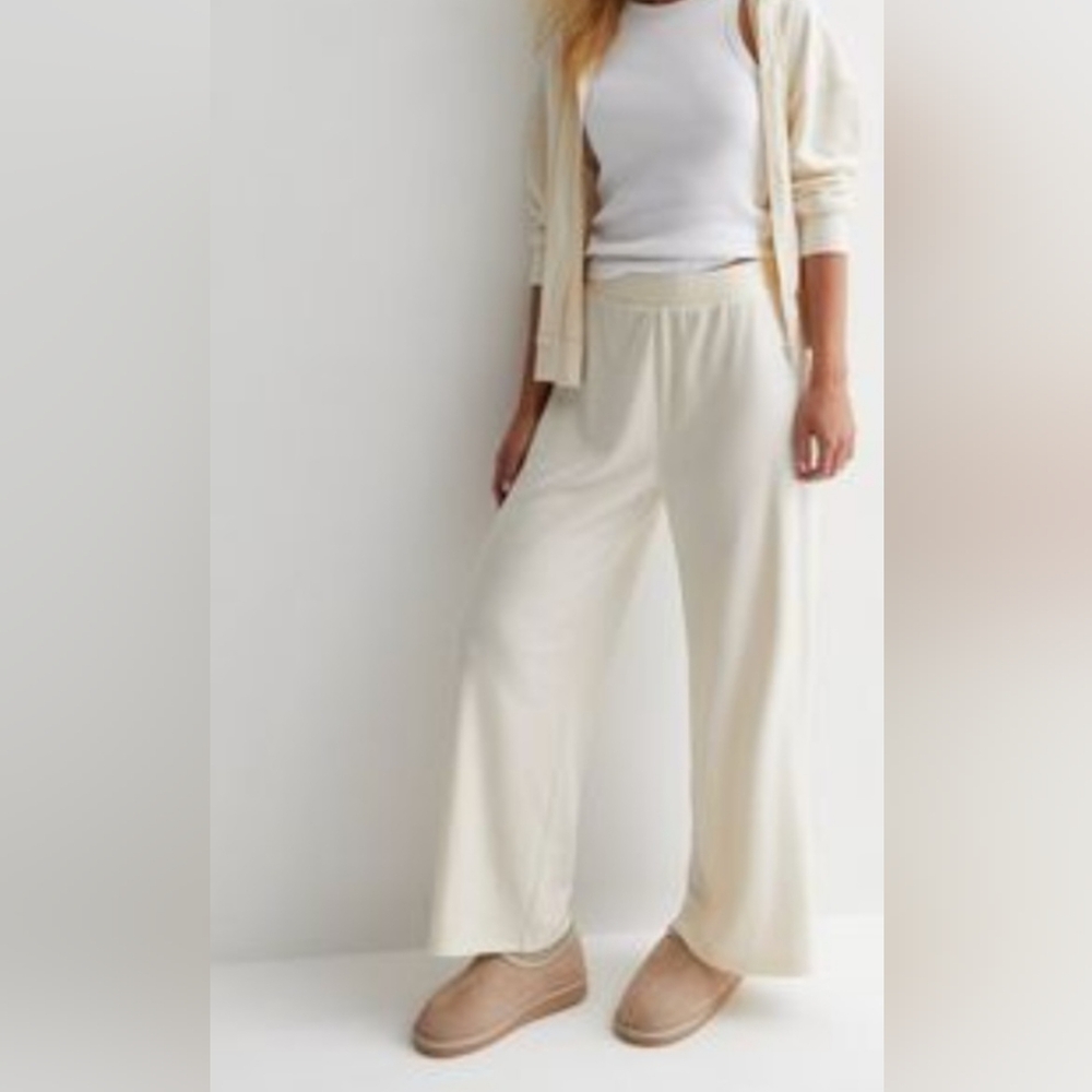 Kimberly C Lounge Relaxed Pants Large